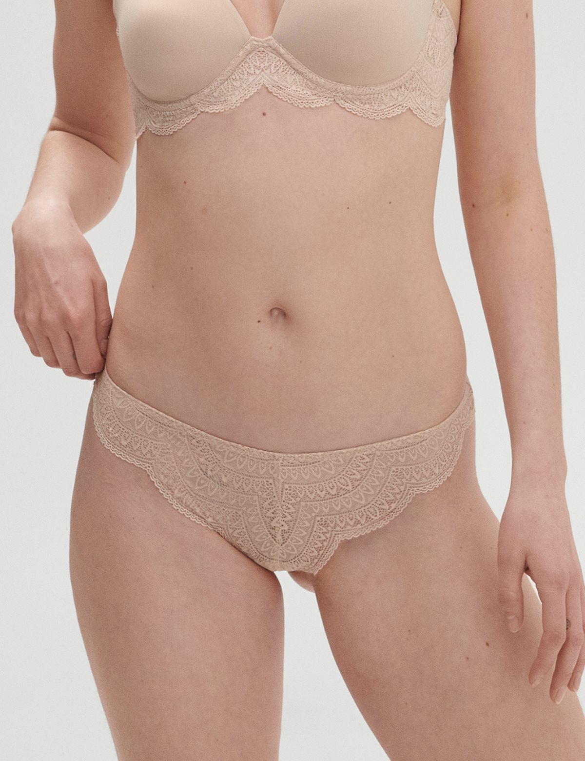 Simone Perele Karma Tanga